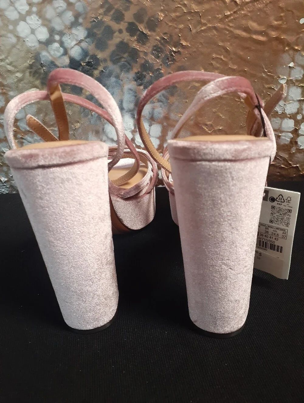 Zara Nwt Platform Velvet High Heel Sandals in Blush Pink - Picture 5 of 16